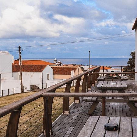 Hotel Comodoro Isla Isla Corvo Exterior foto